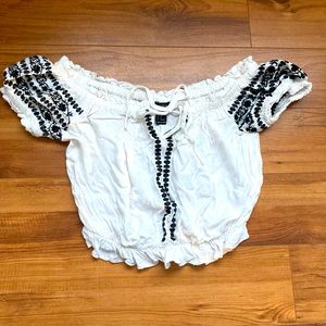 White off shoulder Forever 21 crop top with black embroidery Size M